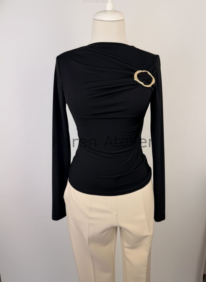 TOKA DETAYLI BLUZ SİYAH 0360