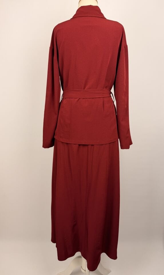 YAKASI TAŞ DÜĞMELİ ETEKLİ TAKIM BORDO 6723