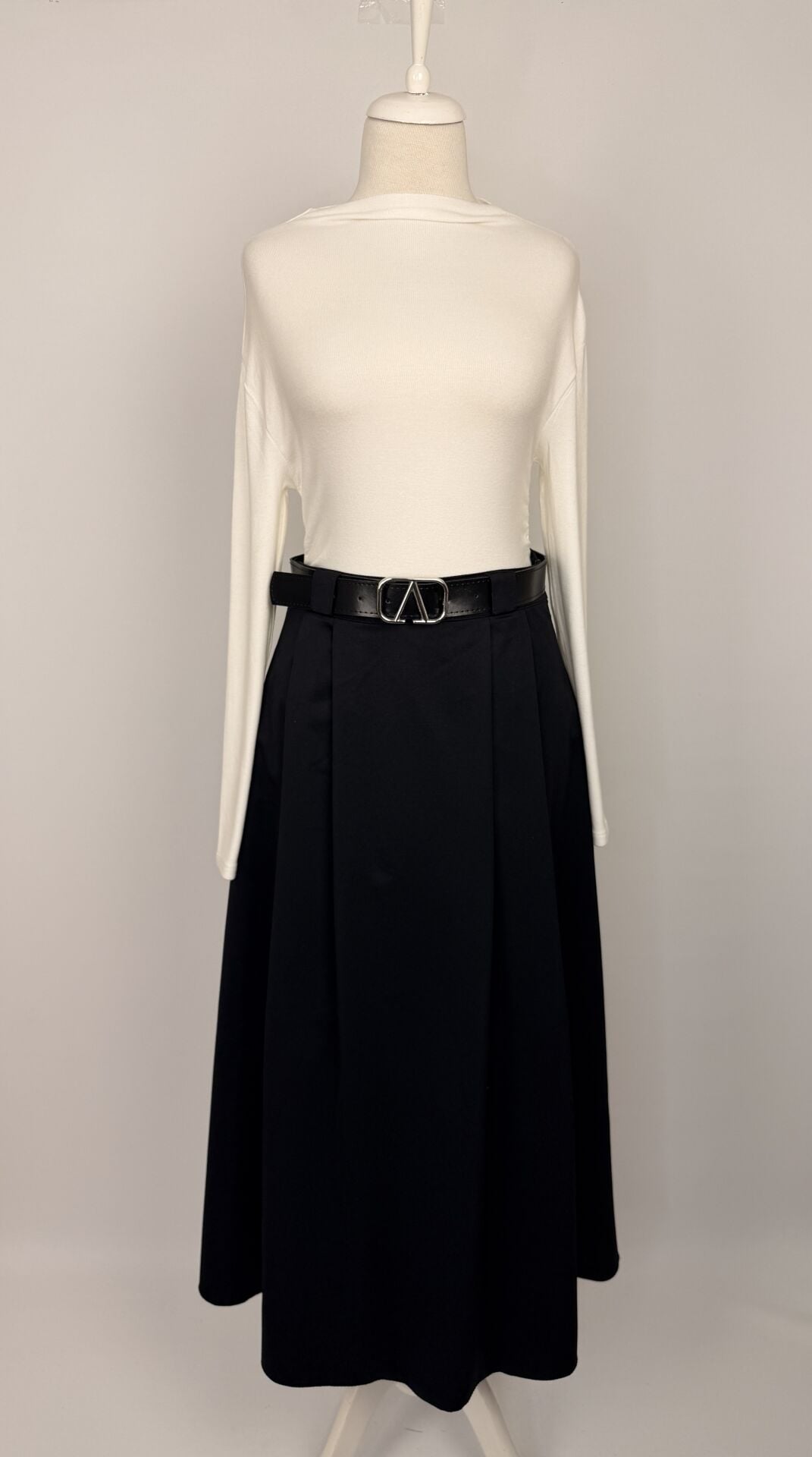 KEMERİ TOKA DETAYLI EVAZE KETEN ETEK SİYAH 244